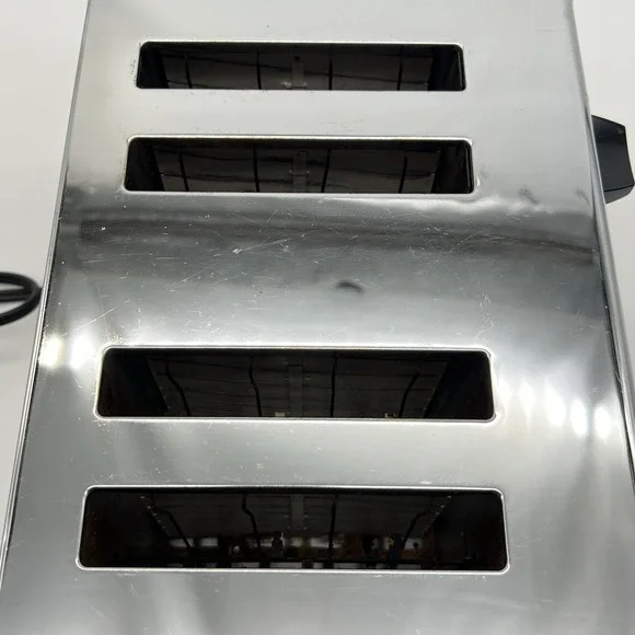VTG JC PENNY PENNCREST 4 SLICE TOASTER. MODEL # 3335 . NICE WORKING CONDITION - Picture 7 of 13